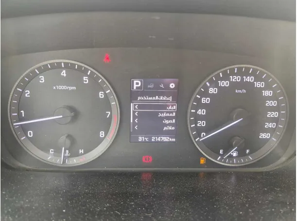 Car image 20