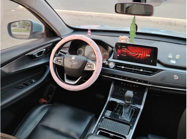 Car image 23