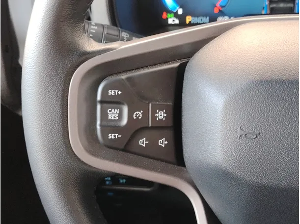 Car image 27