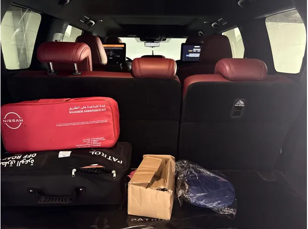 Car image 25