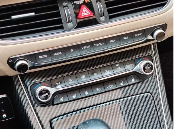 Car image 31