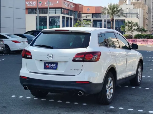 Car image 5