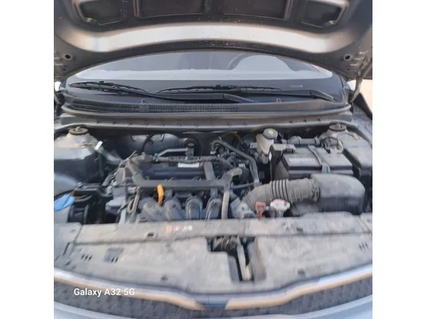 Car image 26