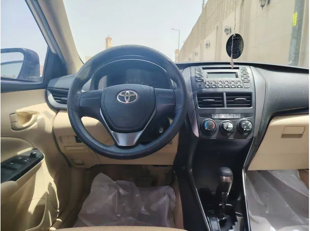 Car image 21