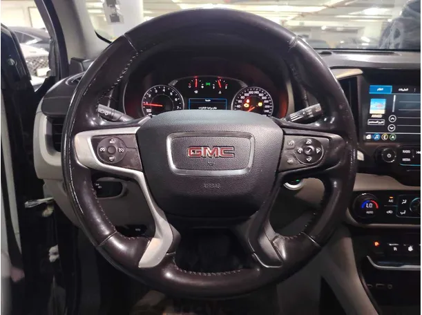 Car image 20