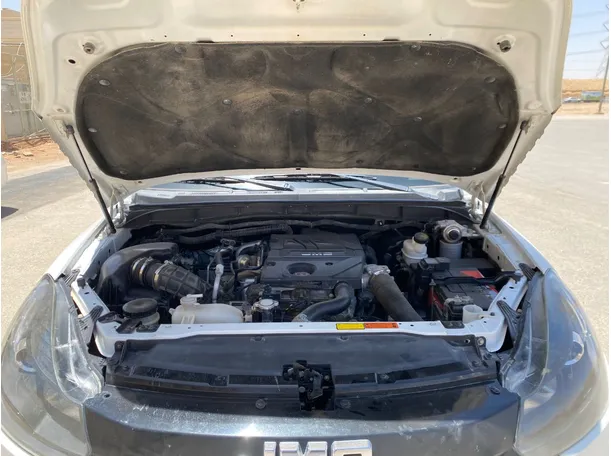 Car image 23