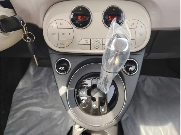 Car image 16