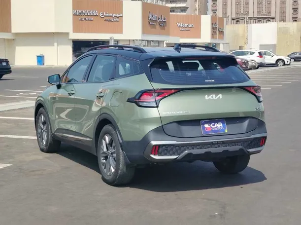 Car image 7