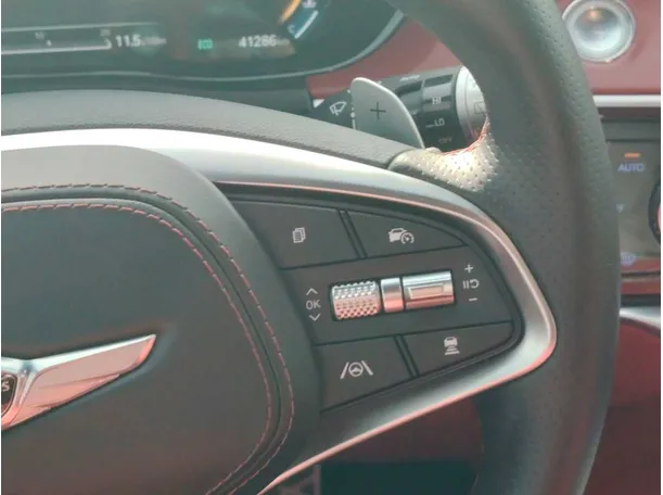 Car image 34