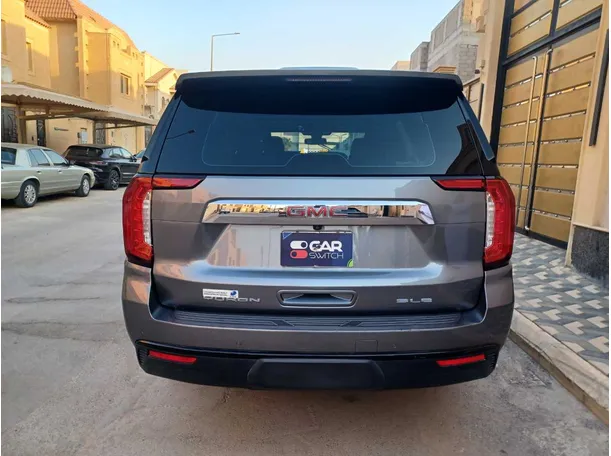Car image 6