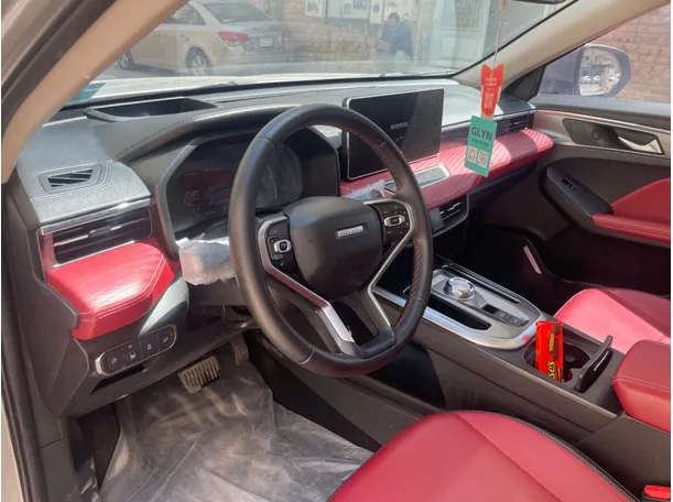 Car image 11