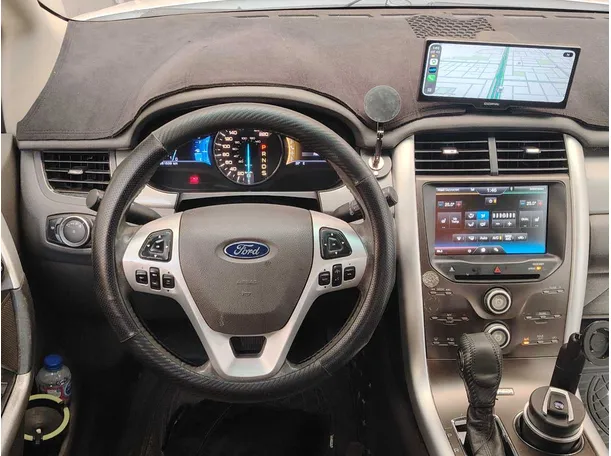 Car image 23