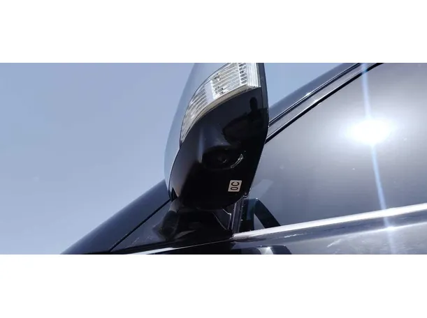 Car image 26
