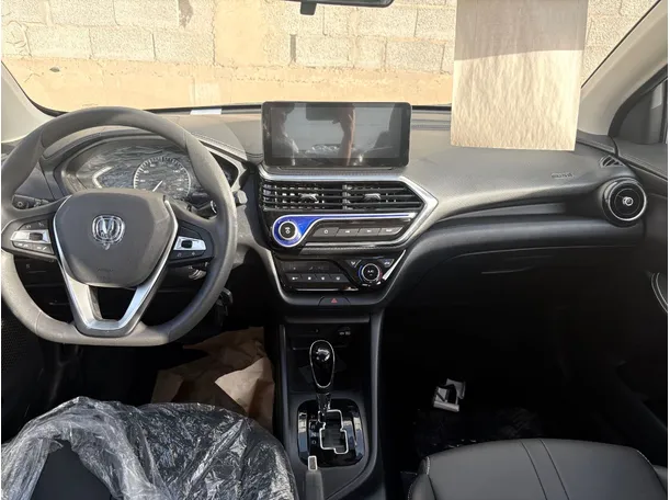 Car image 21