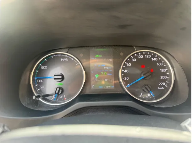 Car image 18