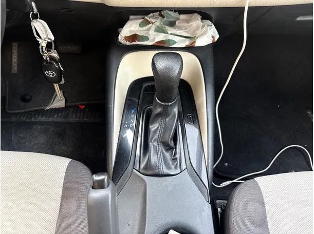 Car image 20