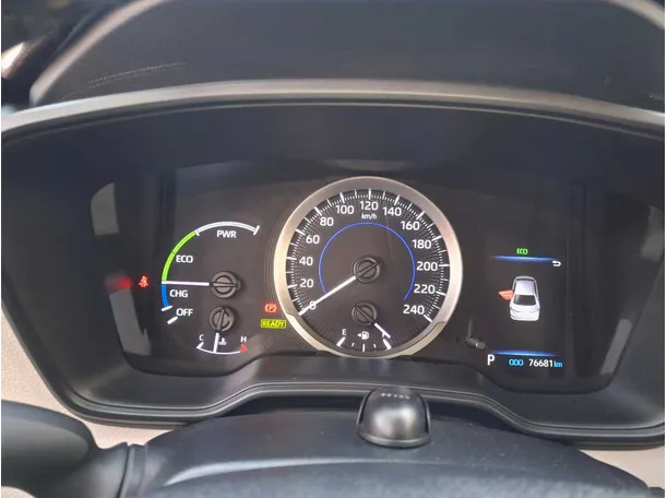Car image 19