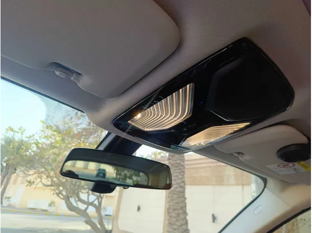 Car image 31