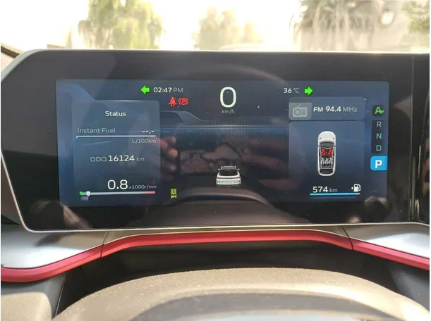 Car image 19