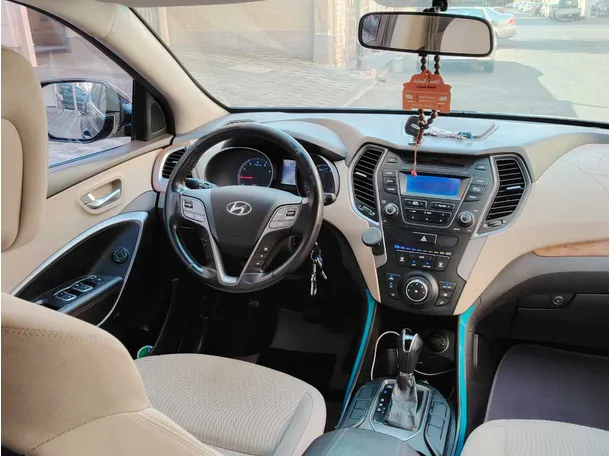 Car image 21