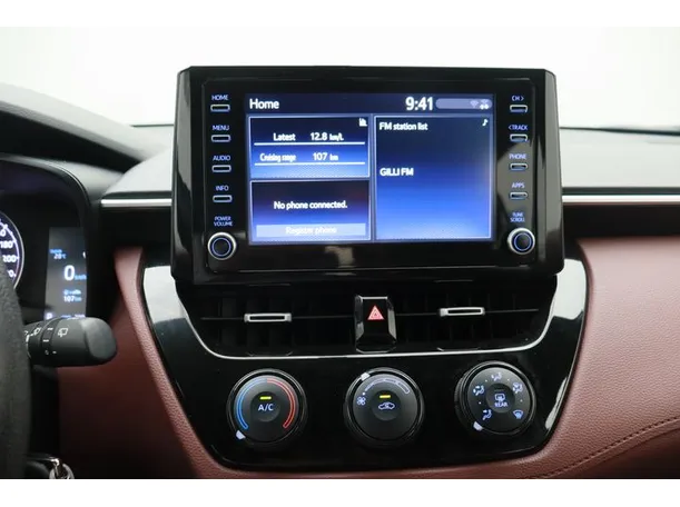 Car image 5