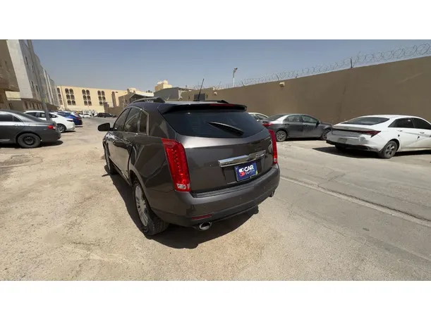 Car image 7