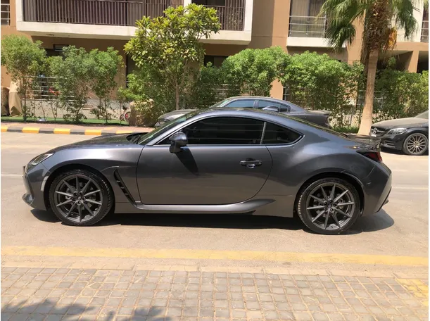 Car image 8