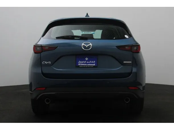 Car image 12
