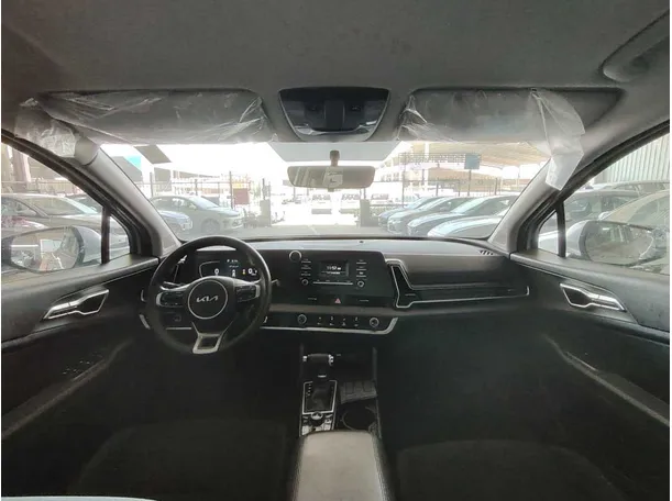 Car image 20