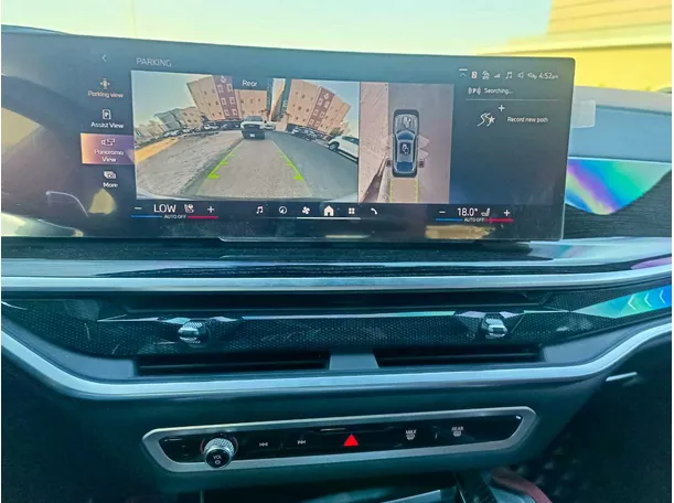 Car image 29