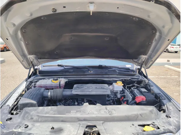 Car image 28