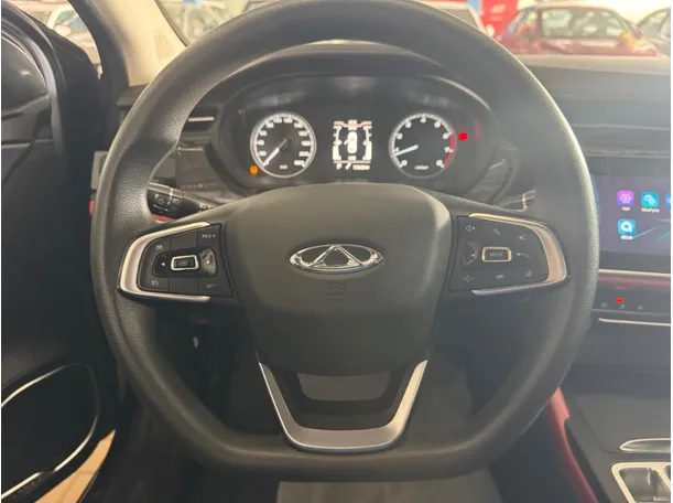 Car image 11