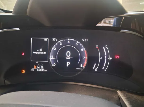 Car image 17
