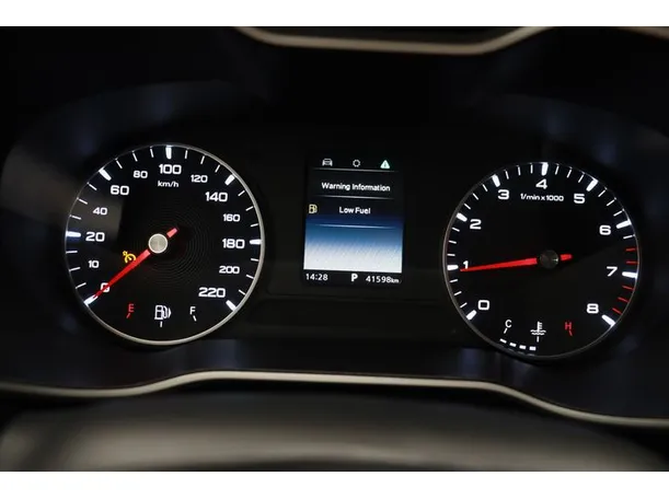 Car image 6