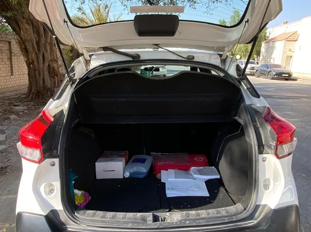 Car image 19