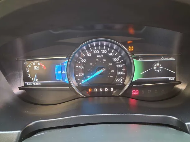 Car image 20