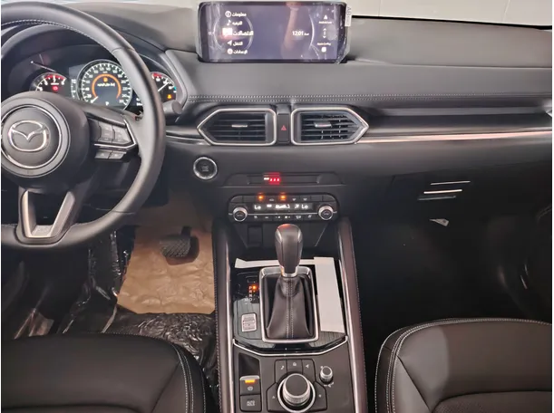 Car image 26