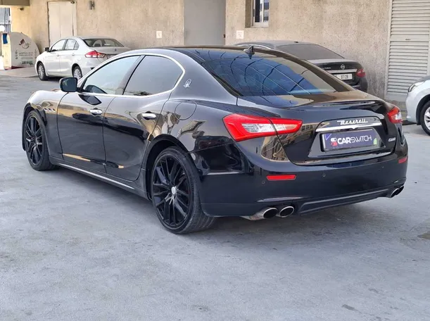Car image 7