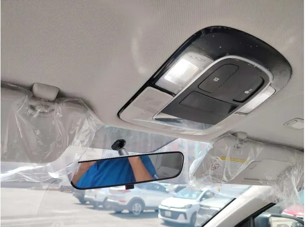 Car image 37