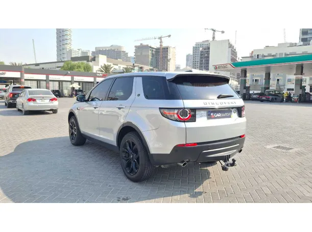 Car image 7