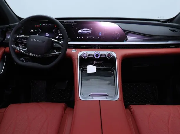 Car image 14