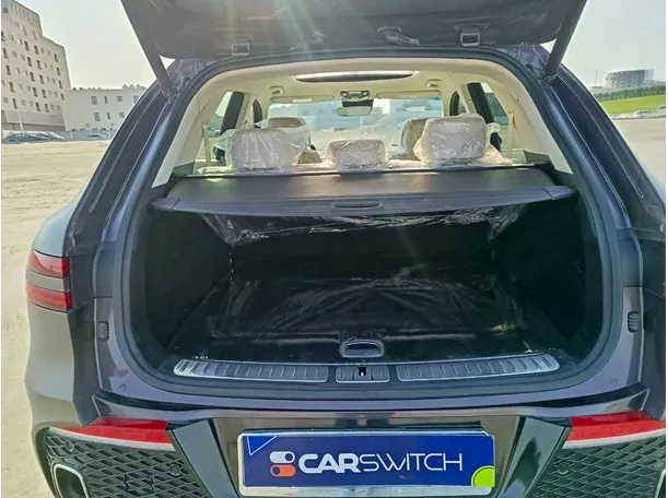 Car image 25
