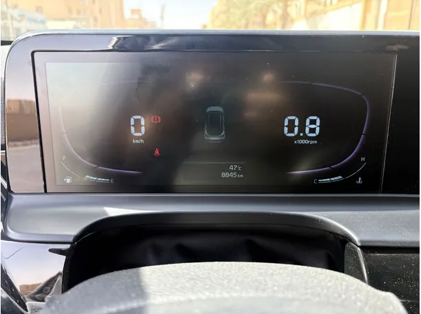 Car image 23