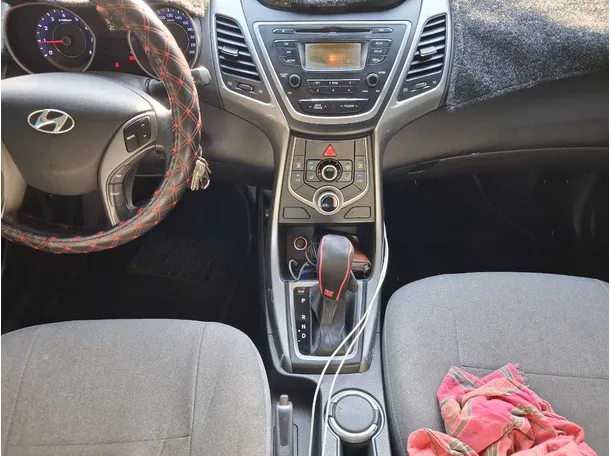 Car image 16