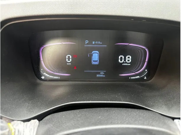 Car image 23