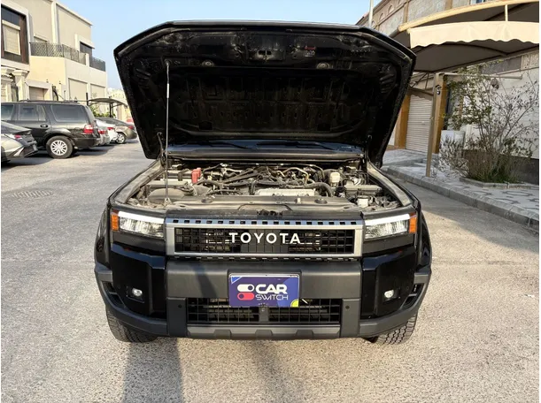 Car image 32
