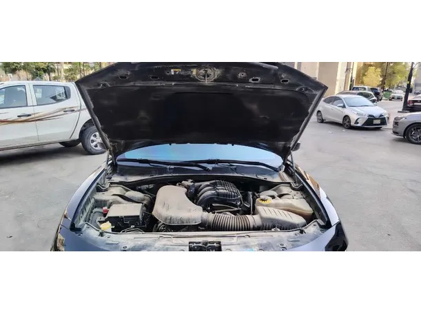 Car image 29