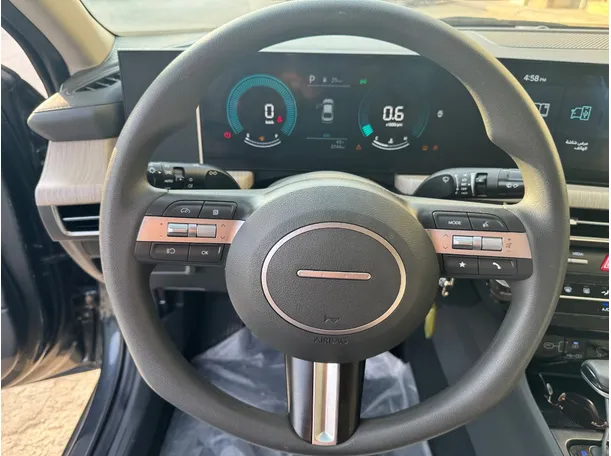 Car image 19