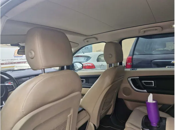 Car image 15