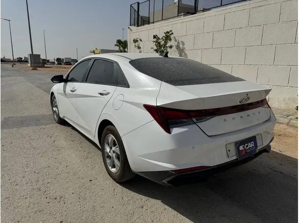 Car image 7